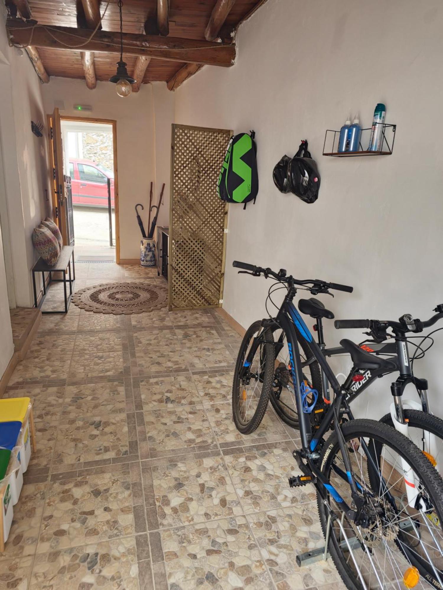 Apartamentos Rurales Tinguaton Альдеануэва-де-Барбарроя Экстерьер фото